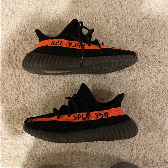 Yeezy 350 v2 main image 9